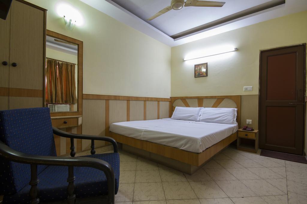 Hotel Kwality Yeni Delhi Oda fotoğraf