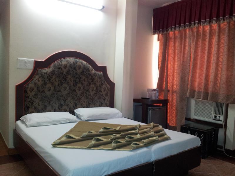 Hotel Kwality Yeni Delhi Dış mekan fotoğraf